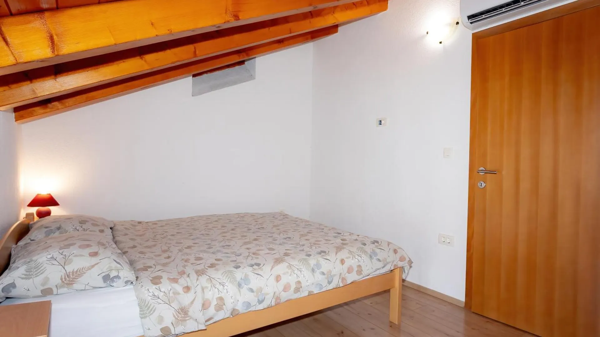 Villa Valentina Krbune Potpićan クロアチア